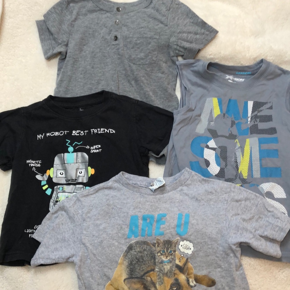 Tshirts size 4/5